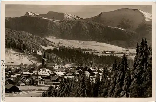 Oberstaufen, Allgäu mit Hochgrat und Rindalphorn -340814