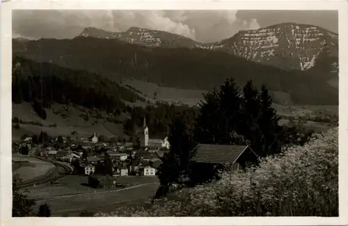 Oberstaufen, Allgäu mit Hochgrat und Rindalphorn -340810