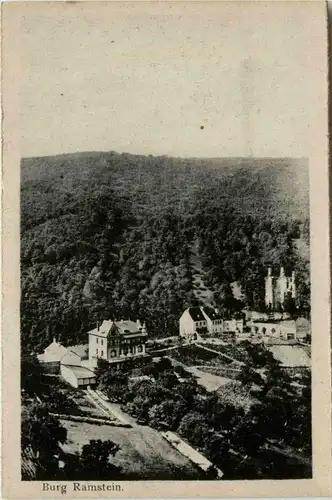 Burg Ramstein im Kylltal -341912
