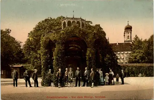 Friedrichshafen, Vor dem Königl. Schloss -342502