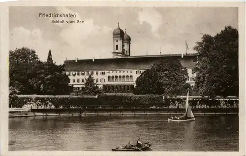 Friedrichshafen, Schloss vom See -342574