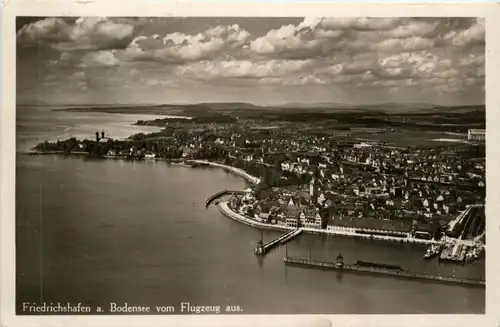 Friedrichshafen, vom Flugzeug aus -342724