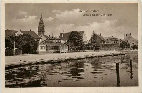 Friedrichshafen, Teilansicht der Uferstrasse -342680