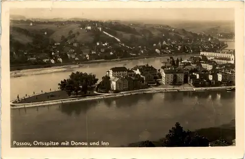 Passau, Ortsspitze mit Donau und Inn -342998