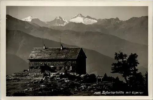 Erfurter Hütte mit Olperer -345554