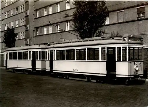 Berlin, Berliner Verkehrsmittel - Strab. -345924