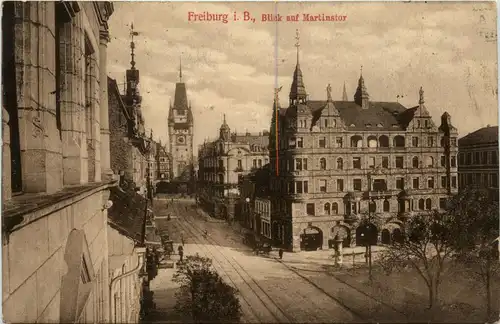 Freiburg i.Br., Blick auf Martinstor -348280