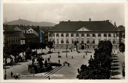 Klagenfurt, neuer Platz mit Rathaus -350298