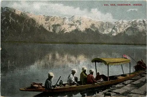 Dal Lake - Kashmir -418212