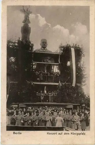 Berlin - Konzert auf dem Königsplatz -421448