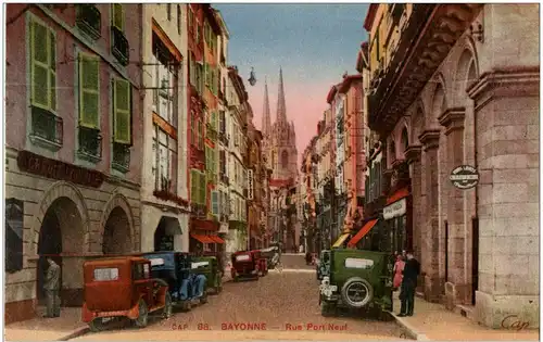 Bayonne - Rue Port Neuf -8678