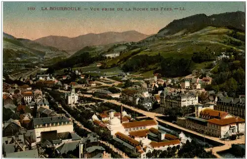La Bourboule - Vue prise de la Roche des Fees -8068