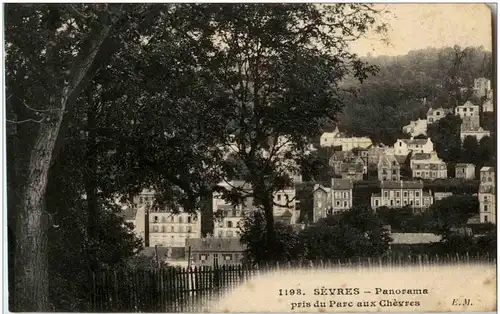 Sevres - Panorama -8278