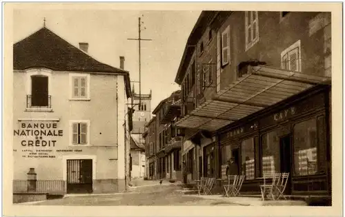 Morestel - Place St. Symphorien -8584