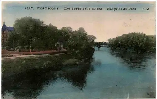 Champigny - Vue prise du Pont -8260