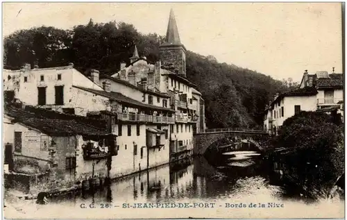 Saint Jean Pied de Port - Bords de la Nive -8702