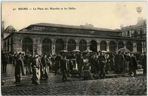 Reims - La Place des Marches et les Halles -9196