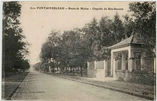 Fontainebleau - Route de Melun -8172