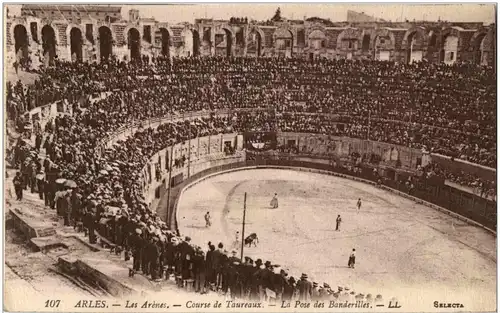 Arles - Les Arenes -9296