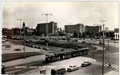 Rotterdam - Gezicht op het centrum -104834