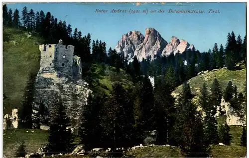Ruine Andraz an der Dolomitenstrasse -105442