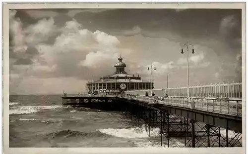 Scheveningen - Pier en bad -105036