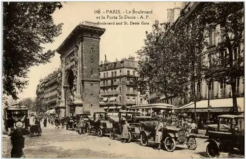 Paris - Le boulevard St. Denis -9474