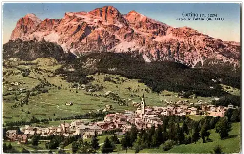 Cortina gegen Tofana -105458
