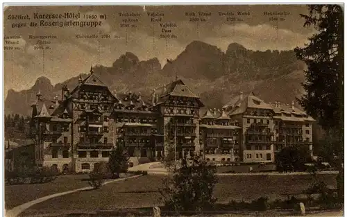 Karersee Hotel gegen die Rosengartengruppe -105488