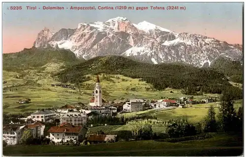 Cortina gegen Tofana -105456
