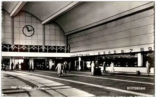 Rotterdam - Hal Centraal Station -104828