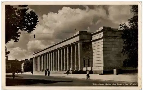 München - Haus der deutschen Kunst -107174