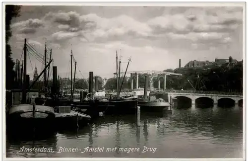 Amsterdam - Binnen Amstel met magere Brug -106530