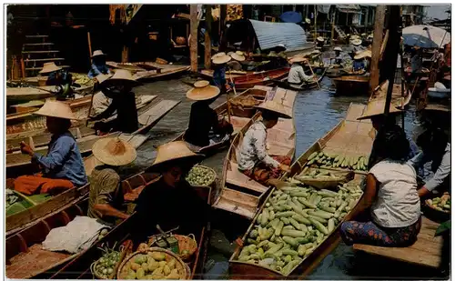 Dhonburi - Wad Sai Floating Market -108088