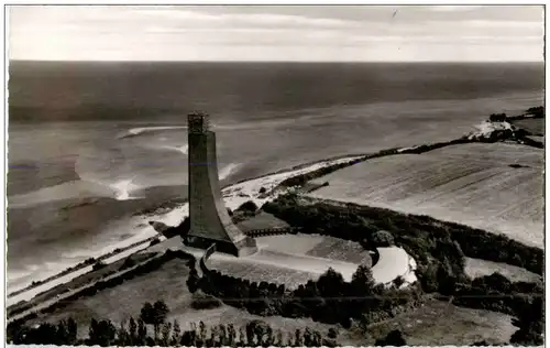 Laboe mit Marine Ehrenmal -108348