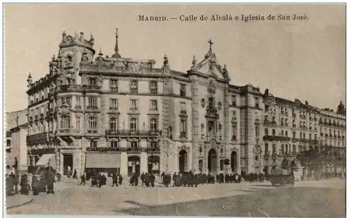 Madrid - Calle de Aleala e Iglesia de San Jose -109574