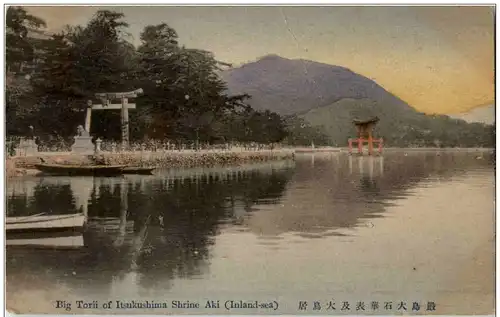 Big Torii of Itsukushima Shrine Aki -110082