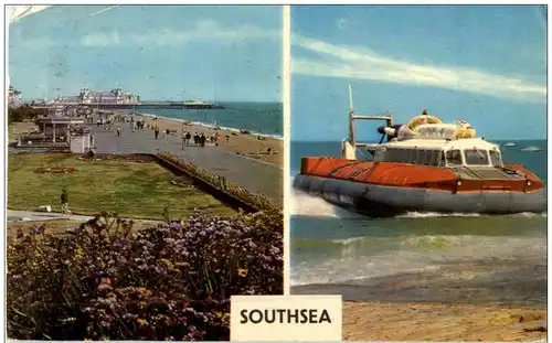 Portsmouth Southsea - Hovercraft -110904