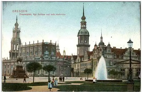 Dresden - Theaterplatz -111180