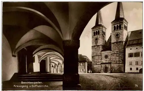 Berchtesgaden - Kreuzgang und Stiftskirche -112030