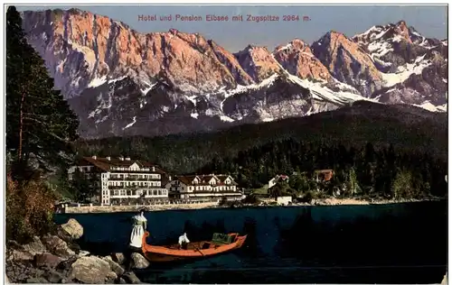 Hotel Eibsee mit Zugspitze -112780