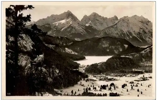 Hohenschwangau -111910