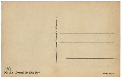 Dessau - Im Schlosshof -112274