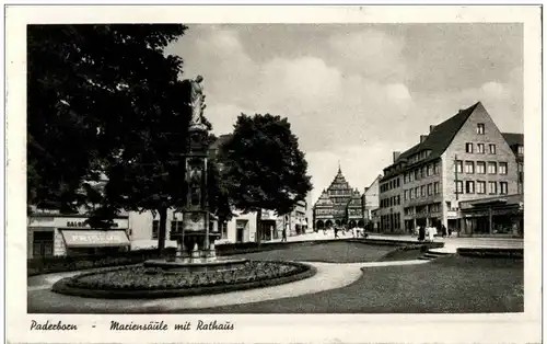 Paderborn - MAriensäule mit Rathaus -113150