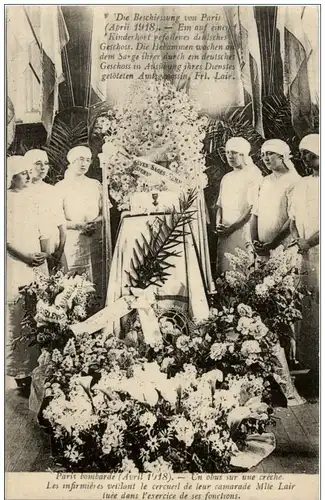 Paris - bombarde 1918 - un obus sur une creche -114224