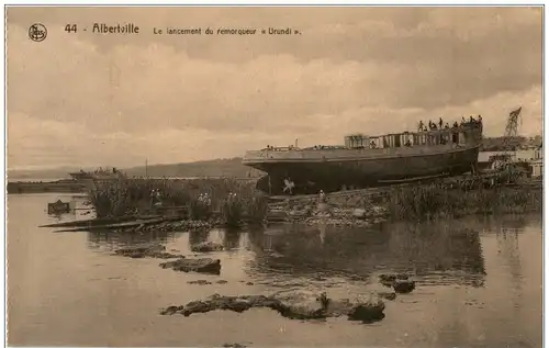 Albertville - Le lancement du remorqueur Urundi -115862