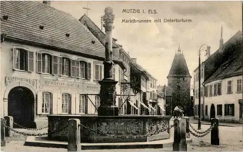 Mutzig - Marktbrunnen -59644