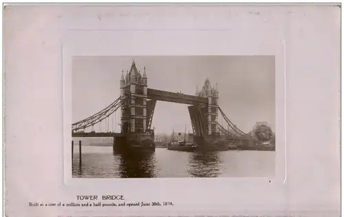 London - Tower Bridge -117974