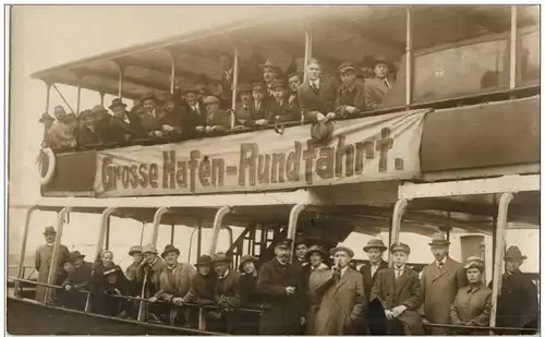 Hamburg - Hafen Rundfahrt -117740