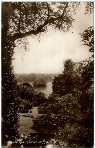 The River Thames at Richmond -117932